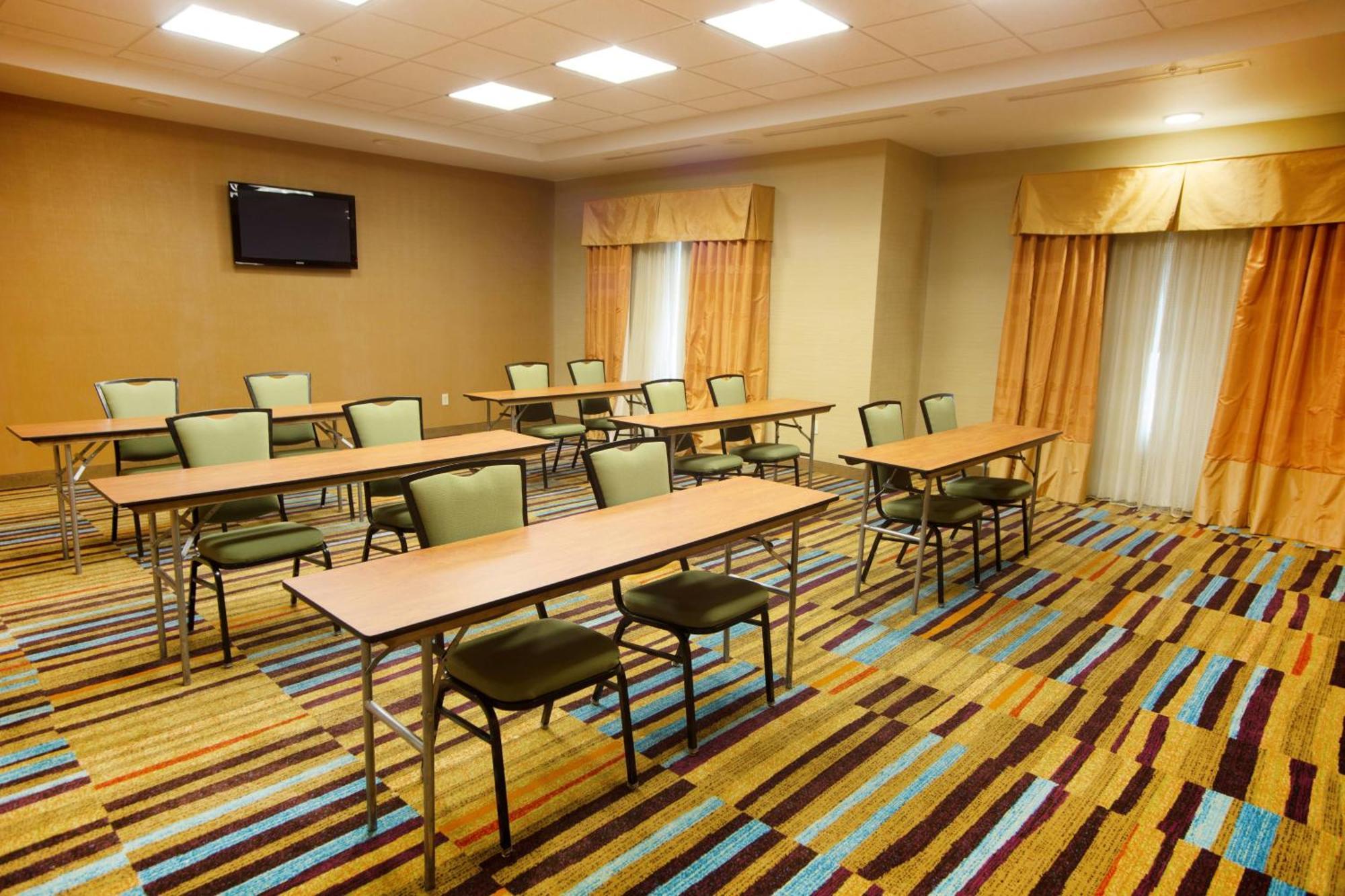 Fairfield Inn And Suites By Marriott Muskogee Bagian luar foto